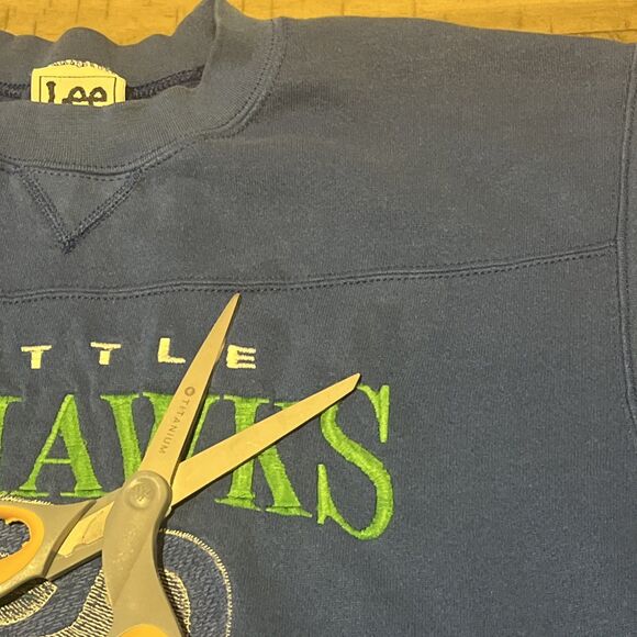 Vintage NFL Seattle Seahawks Sweatshirt blue embroidered Lee - Picture 5 of 9